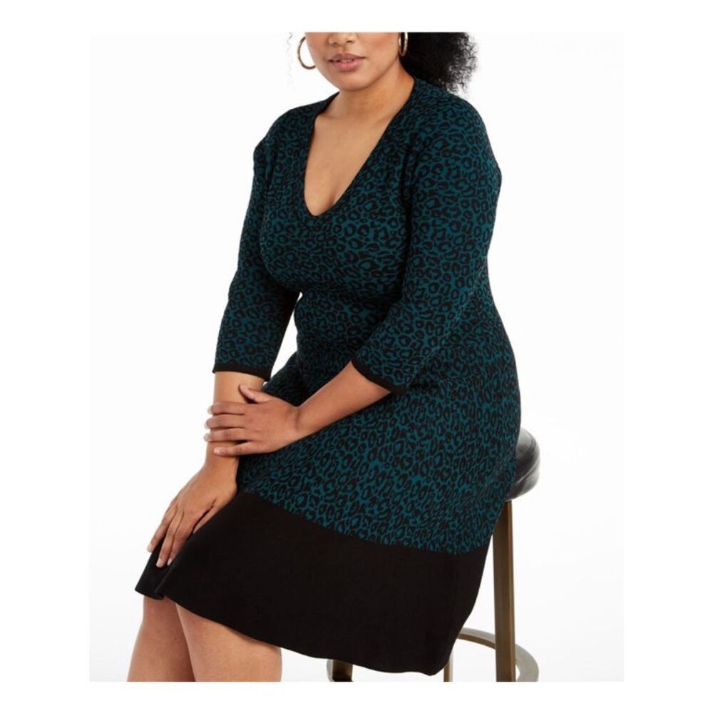 Taylor Spruce Black 3/4 Sleeve V-Neck Animal Print Rayon Blend Sweater Dress 3x
